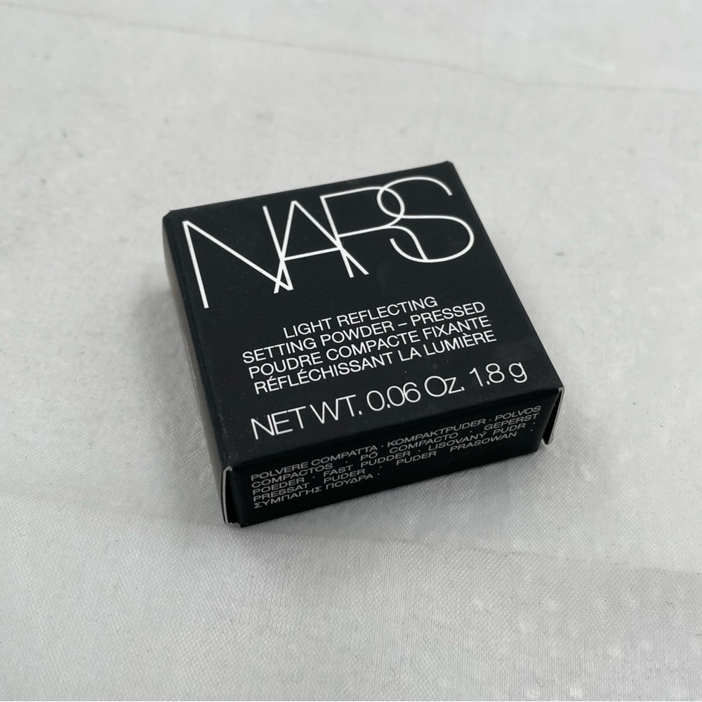 NARS Mini Setting Powder - Picture 2 of 9